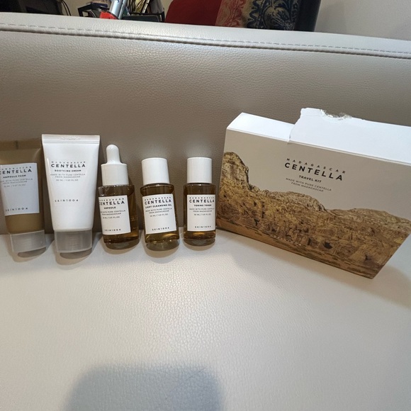 Travel Kit - Cream - Picture 2 of 6